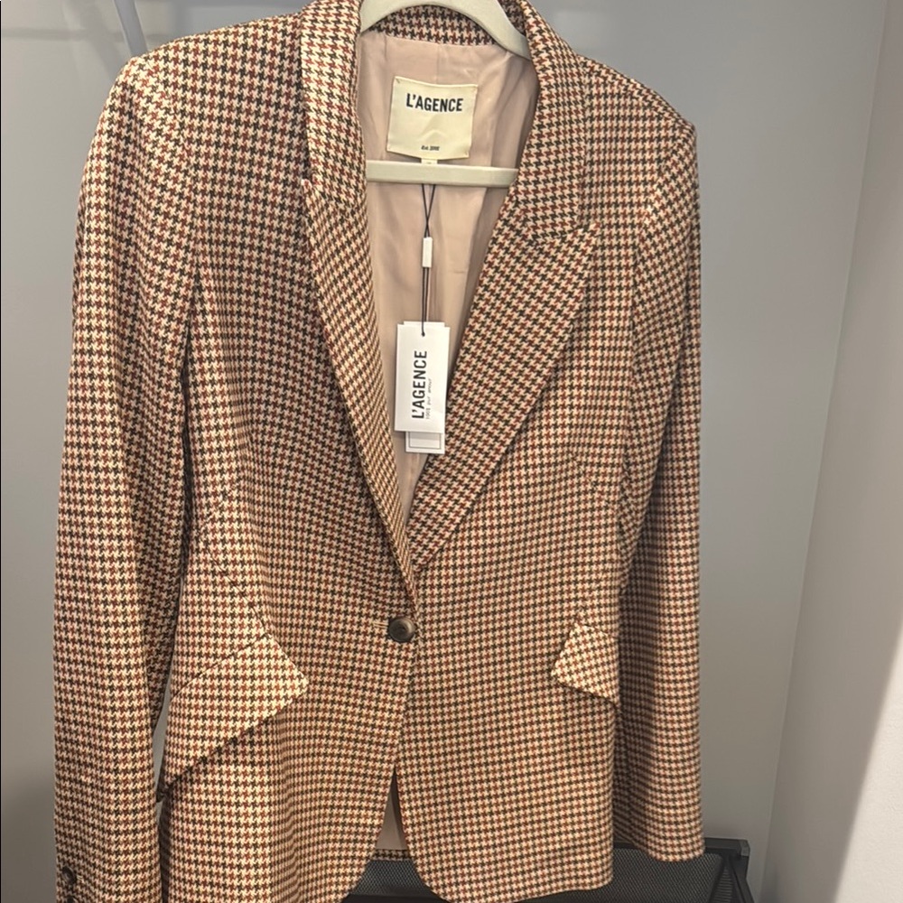 L'AGENCE Houndstooth Blazer - Picture 2 of 7